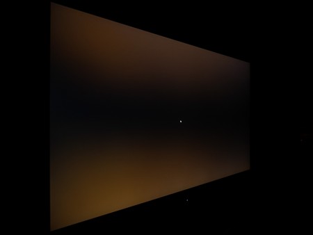 153_ravn_glowblack.jpg