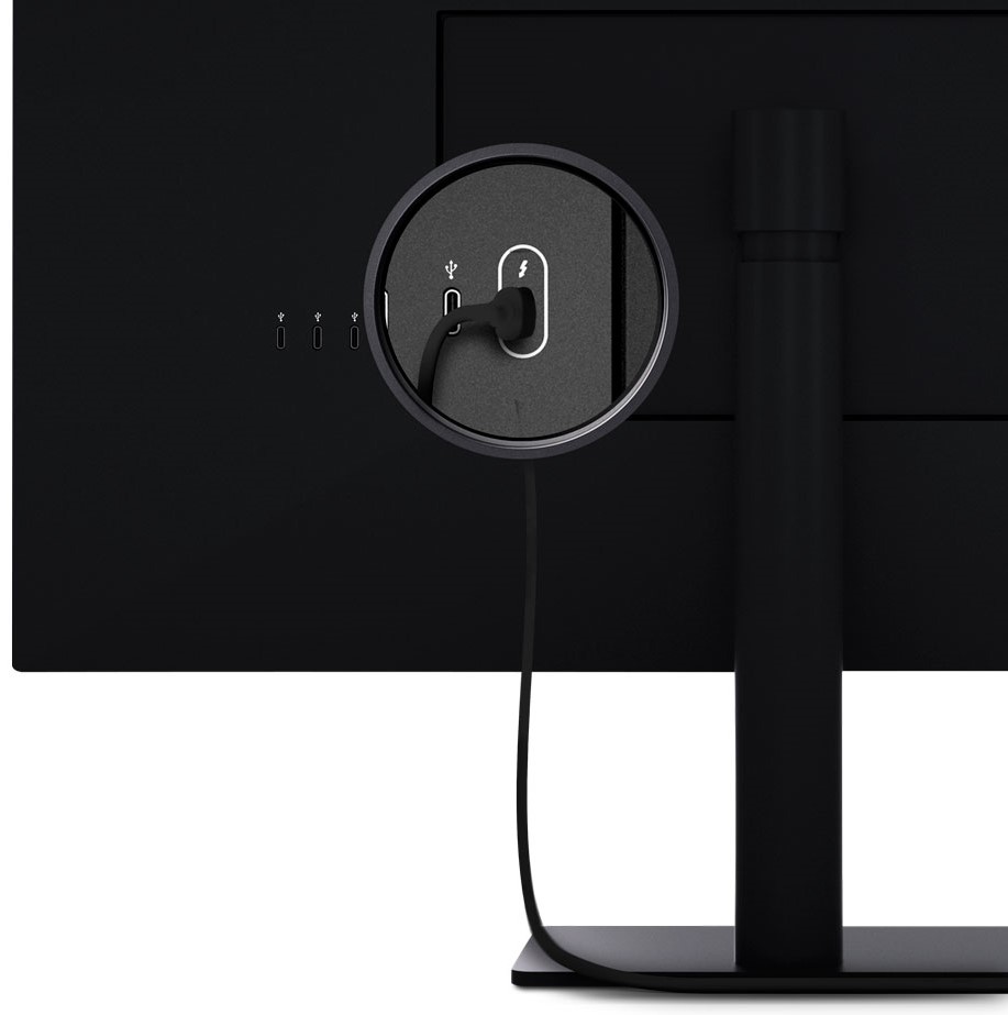 LG UltaFine 5K 3.jpg