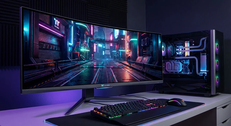 Представлен монитор Thermaltake TGM-V49CDQ