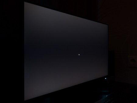 112_ravn_glowblack.jpg