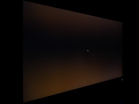 117_ravn_glowblack.jpg